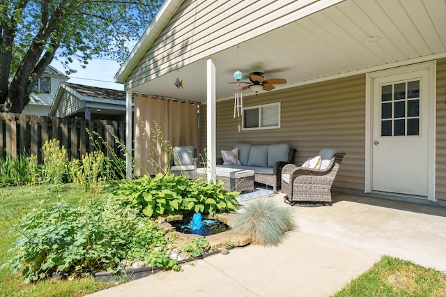 510 Wayne St, Saint Joseph, MI 49085 - view of patio with an outdoor hangout area and ceiling fan