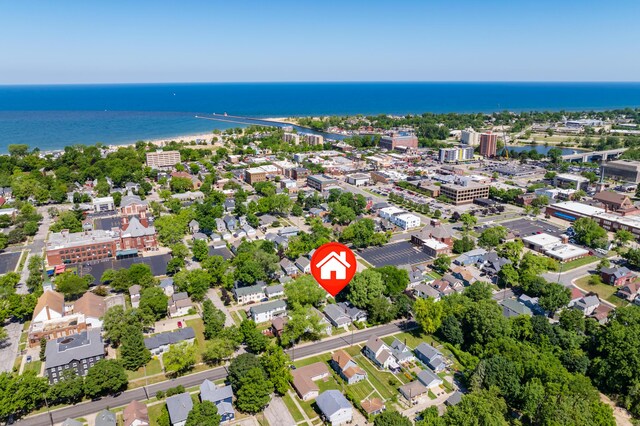 510 Wayne St, Saint Joseph, MI 49085 - drone / aerial view of a large body of water