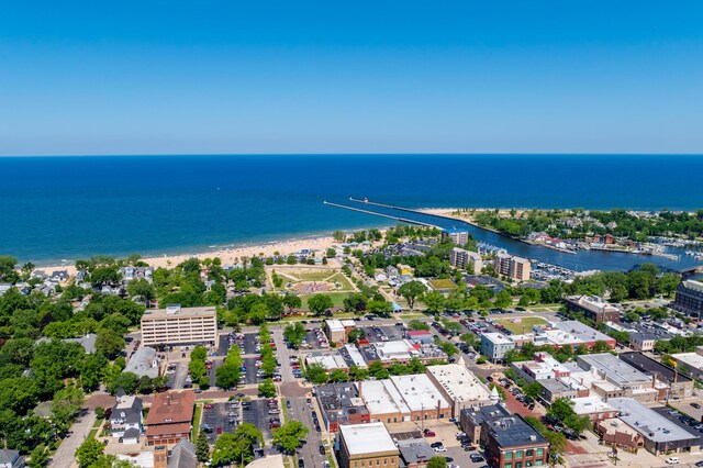 510 Wayne St, Saint Joseph, MI 49085 - bird's eye view of a nearby body of water