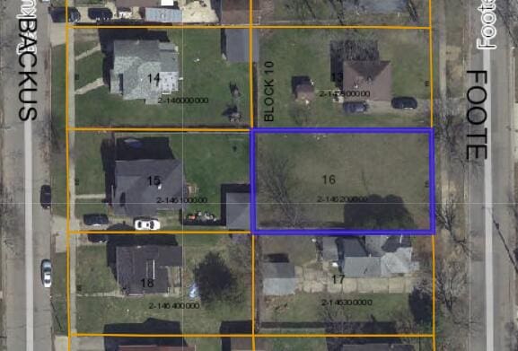 816 Foote St, Jackson, MI 49202 - photo 2