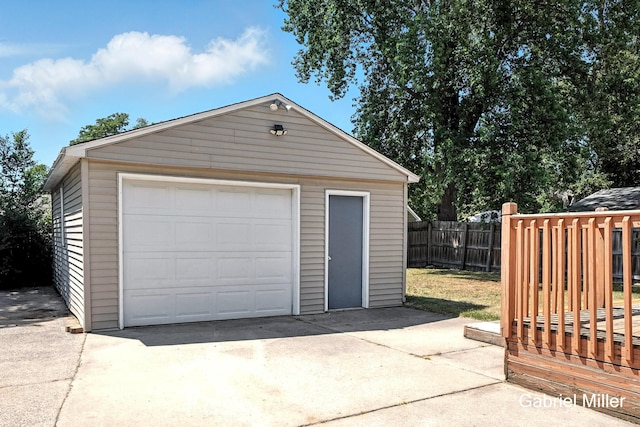 3725 Colby Ave SW, Wyoming, MI 49509 - detached garage with driveway