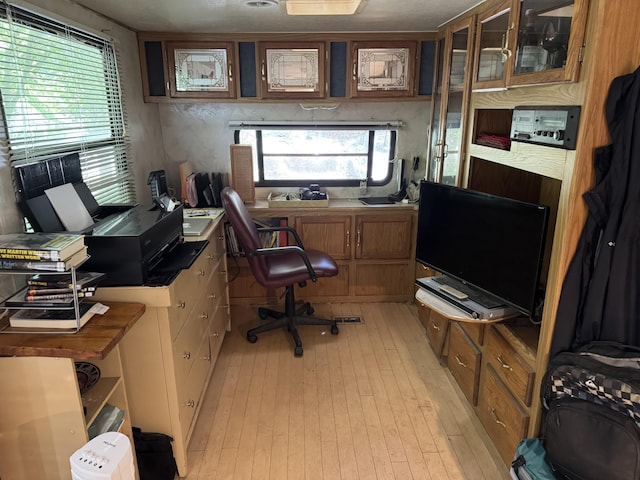 6473 Blue Star Hwy Unit 104, Saugatuck, MI 49453 - photo 11