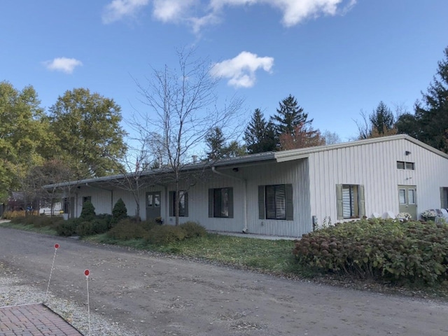 6473 Blue Star Hwy Unit 104, Saugatuck, MI 49453 - photo 16