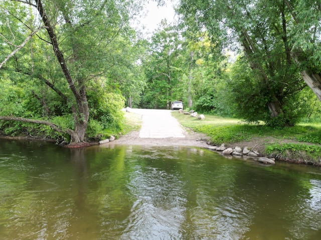 86 S Walhalla Rd, Fountain, MI 49410