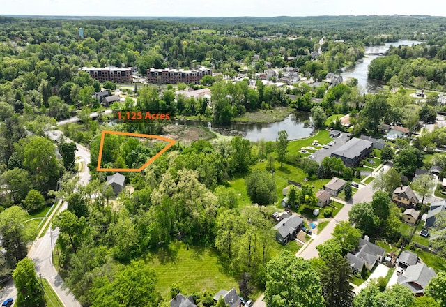 130 River Dr Unit Abd, Milford, MI 48381