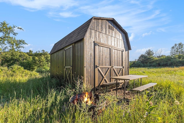 3289 N Felch Ave, White Cloud, MI 49349