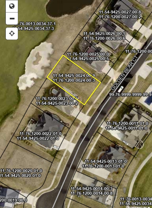 460 Golden Bear Ct, Saint Joseph, MI 49085
