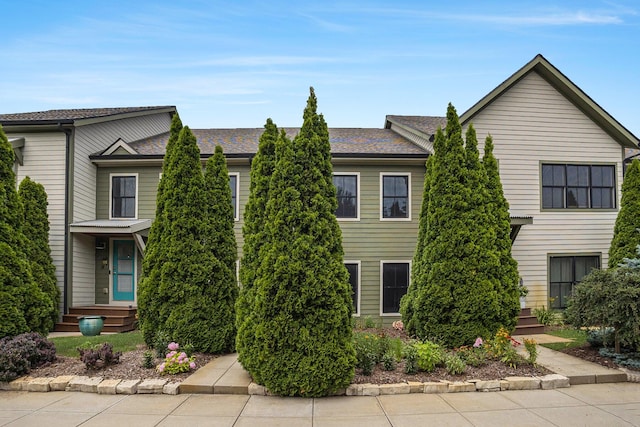 2137 New Town Dr NE, Grand Rapids, MI 49525 - photo 2