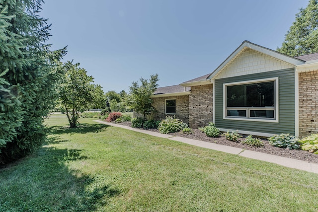 7532 Dell Rd, Saline, MI 48176 - view of green lawn