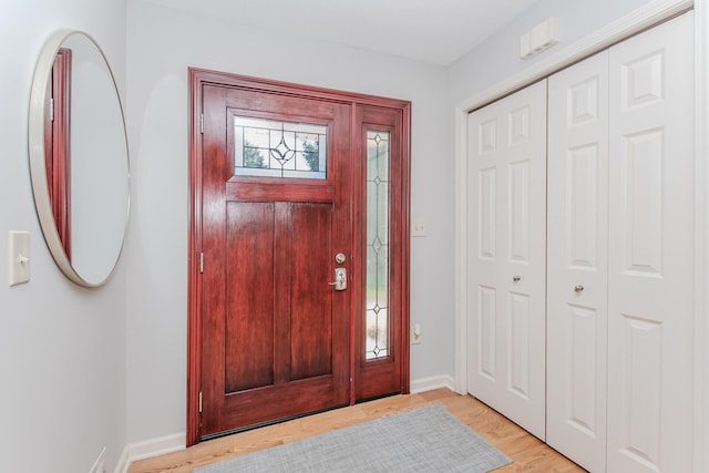 7532 Dell Rd, Saline, MI 48176 - entrance foyer with baseboards and light wood finished floors
