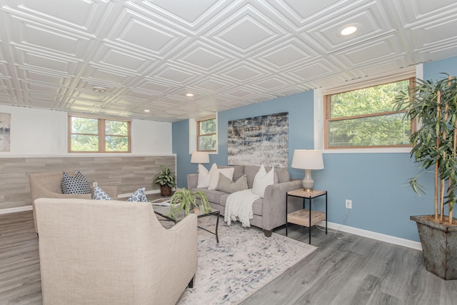 7532 Dell Rd, Saline, MI 48176 - living room featuring an ornate ceiling, wood finished floors, and recessed lighting