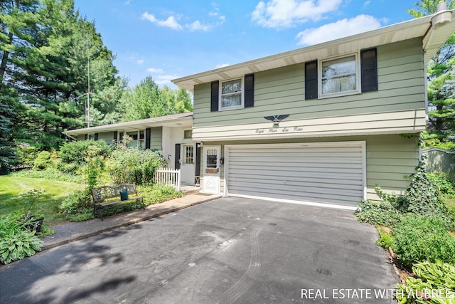 8469 Whispering Pines Ct, Zeeland, MI 49464 - photo 2
