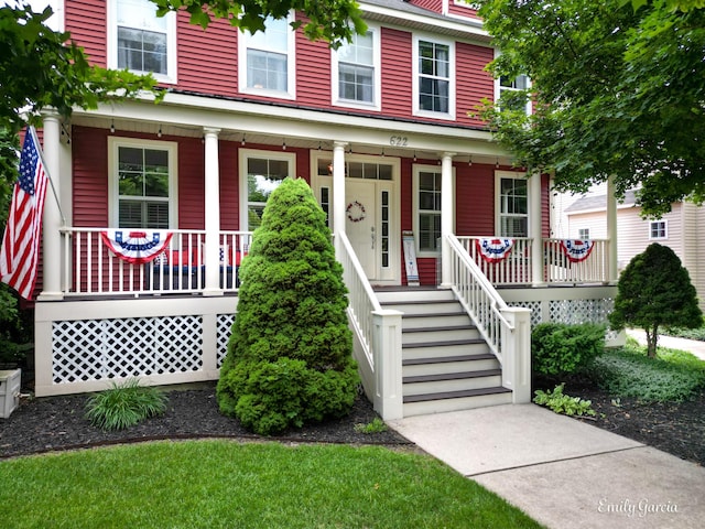 622 Cedar Square St, Holland, MI 49423 - view of front of home with covered porch