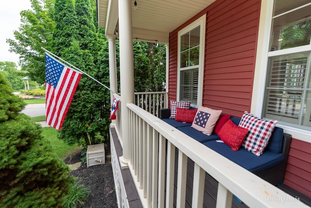 622 Cedar Square St, Holland, MI 49423 - view of porch