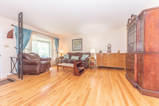 2707 Brandywine Dr, Ann Arbor, MI 48104 - living room with wood finished floors