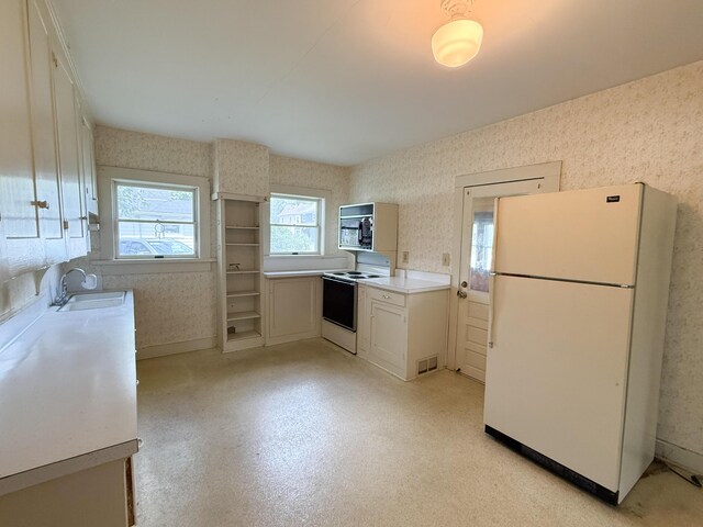 312 Pennsylvania Ave, Dowagiac, MI 49047 - photo 4