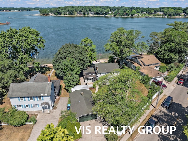 537 Buena Vista Dr, Spring Lake, MI 49456 - bird's eye view of a nearby body of water