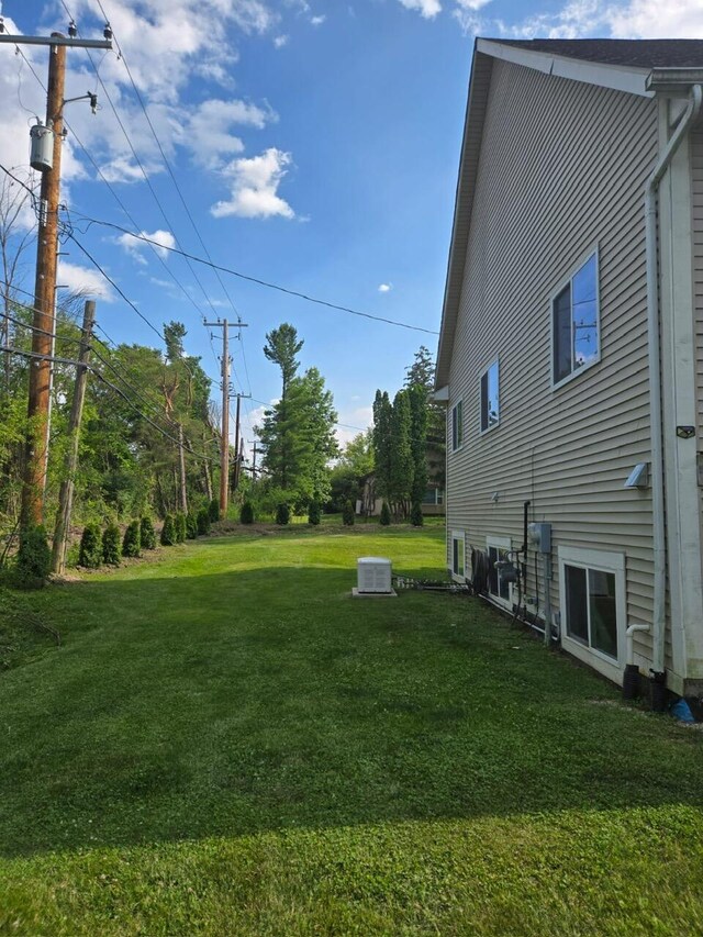 2019 Chalmers Dr, Ann Arbor, MI 48104