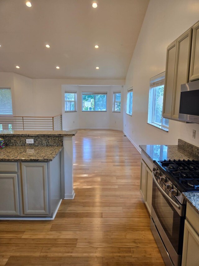 2019 Chalmers Dr, Ann Arbor, MI 48104