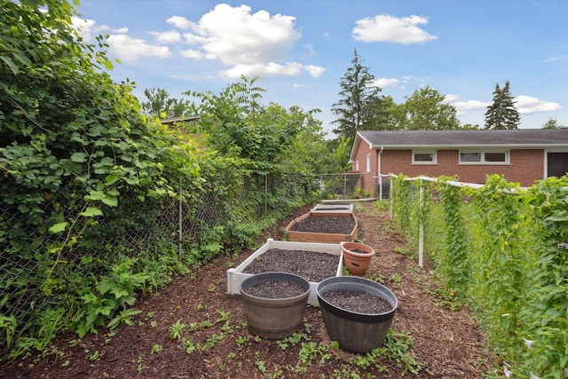 2010 Brampton Ct, Ann Arbor, MI 48103 - view of yard with a vegetable garden