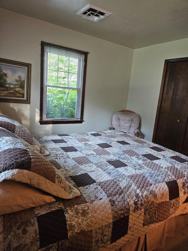 4810 Grandview Dr, Ypsilanti, MI 48197 - view of bedroom