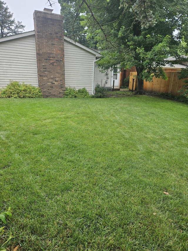 4810 Grandview Dr, Ypsilanti, MI 48197 - view of yard