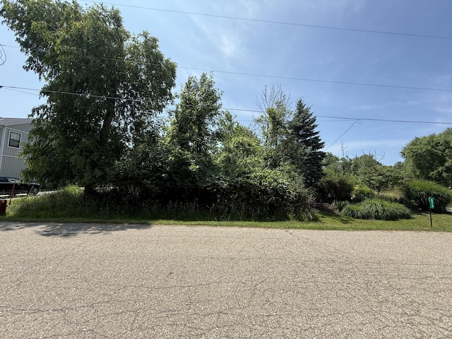 6912 3rd St, Douglas, MI 49406 - photo 2