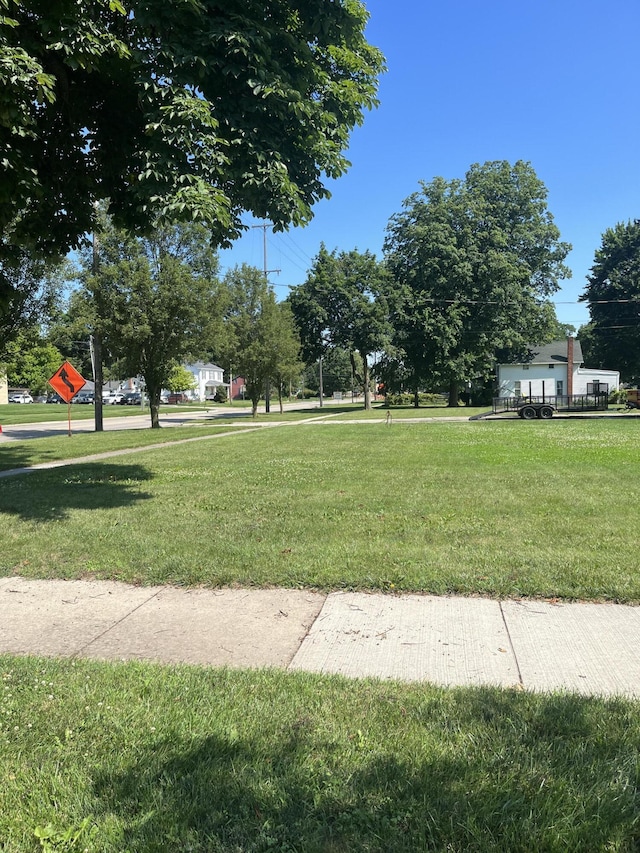 102 N Maumee, Tecumseh, MI 49286