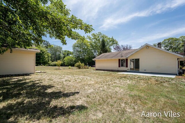 15721 Willows Dr, Spring Lake, MI 49456