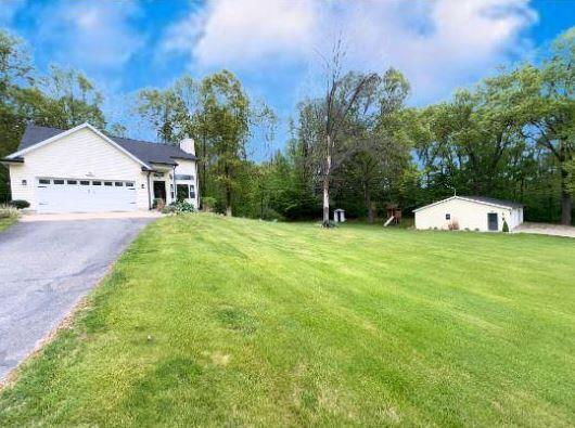 5020 Roundtree Dr, Middleville, MI 49333 - photo 5