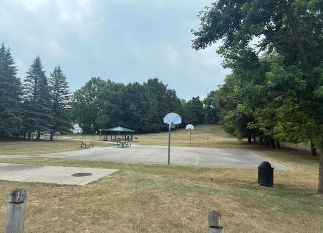 11717 Maywood Dr NE, Sparta, MI 49345