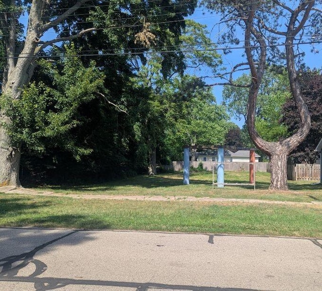 313 S Willard St, New Buffalo, MI 49117