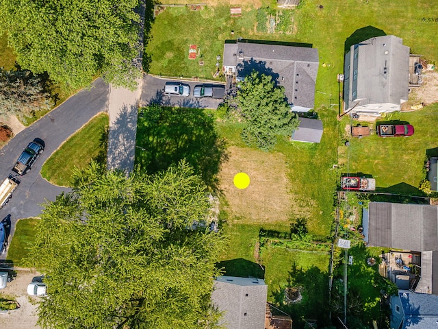 7902 Lake Breeze Dr, Monroe, MI 48161 - photo 2