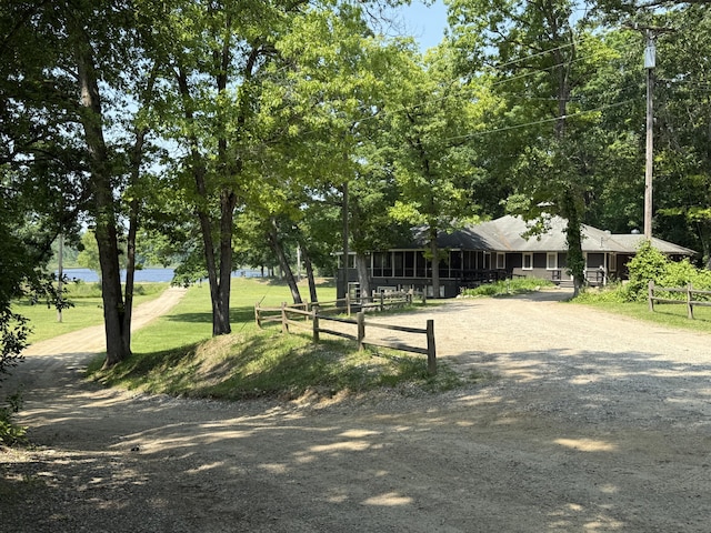 6458 Richardson Rd, Howell, MI 48843