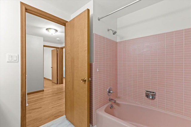 18661 Middlesex Ave, Lathrup Village, MI 48076 - photo 21