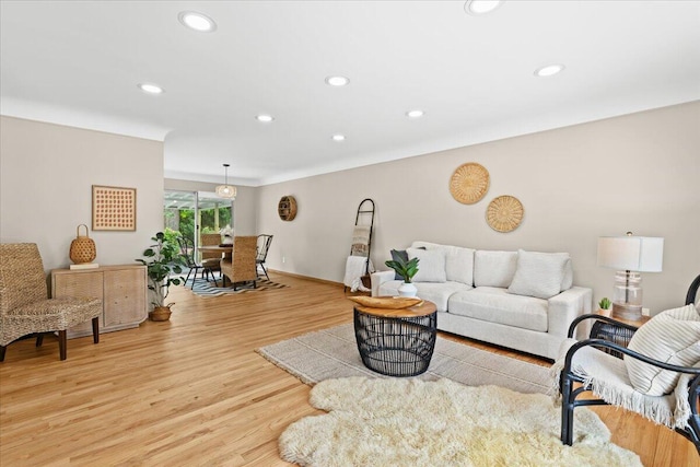 18661 Middlesex Ave, Lathrup Village, MI 48076 - photo 4