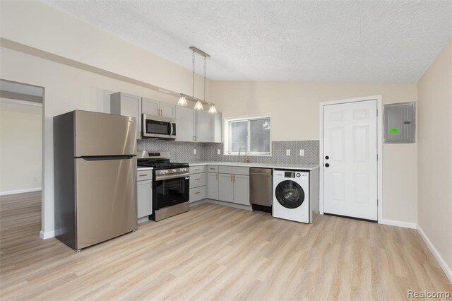 23754 Melville Ave, Hazel Park, MI 48030 - photo 6