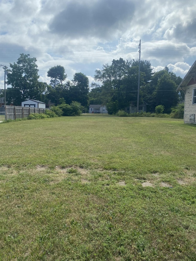 1045 Broadway, Benton Harbor, MI 49022 - photo 1
