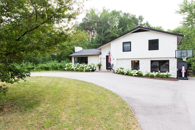 4747 Burton St SE, Grand Rapids, MI 49546 - photo 3