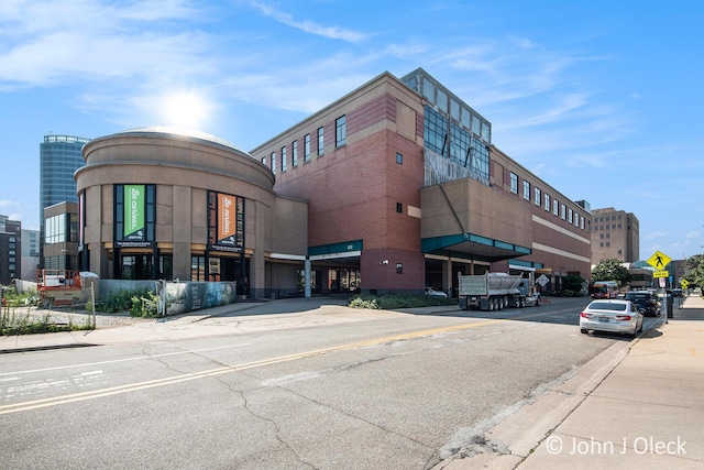 40 Monroe Center St NW Unit 302, Grand Rapids, MI 49503 - photo 34