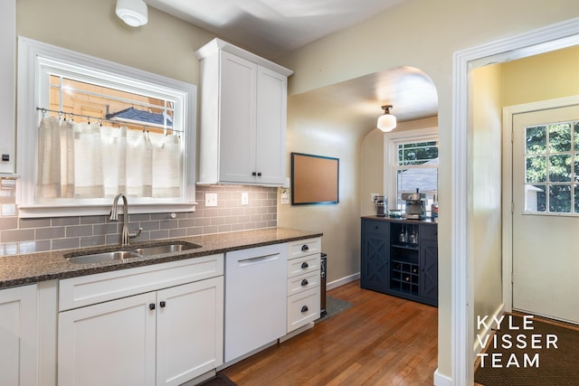 709 Gladstone Dr SE, East Grand Rapids, MI 49506 - photo 13