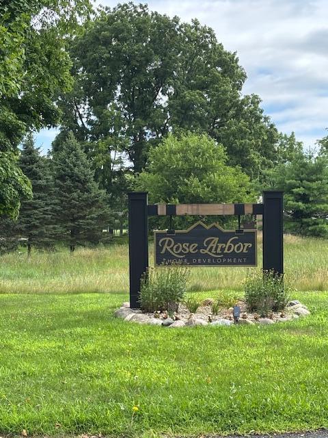 5476 Sundowner Ln, Kalamazoo, MI 49009 - photo 1