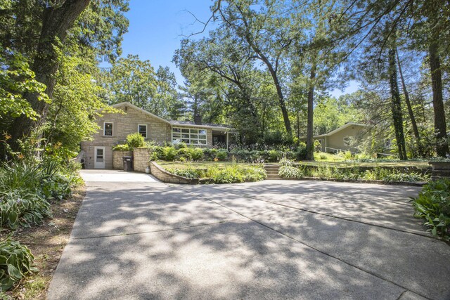17708 Oakwood Dr, Spring Lake, MI 49456 - photo 46