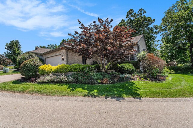 4174 Sabal Pointe Ct SE, Kentwood, MI 49546 - photo 2