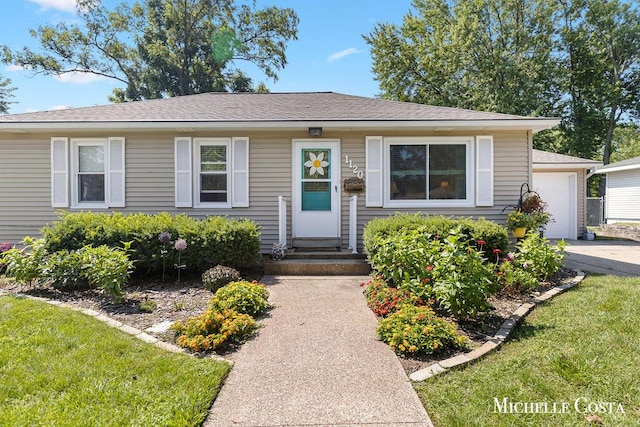 1120 Park Ave, Grand Haven, MI 49417 - photo 2