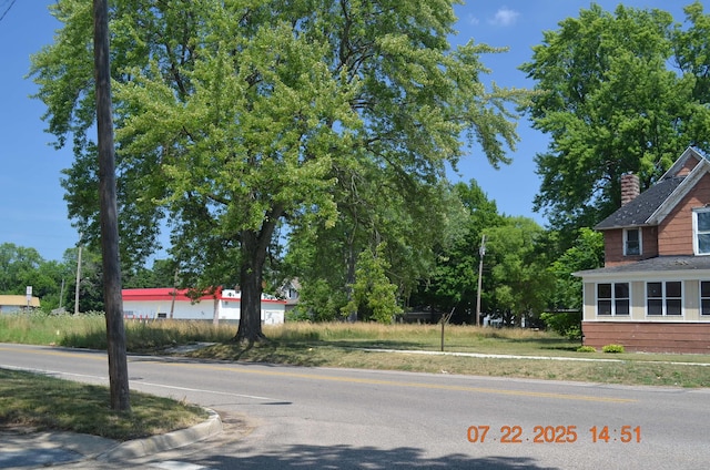 941 Colfax Ave, Benton Harbor, MI 49022 - photo 5