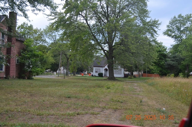 941 Colfax Ave, Benton Harbor, MI 49022 - photo 3