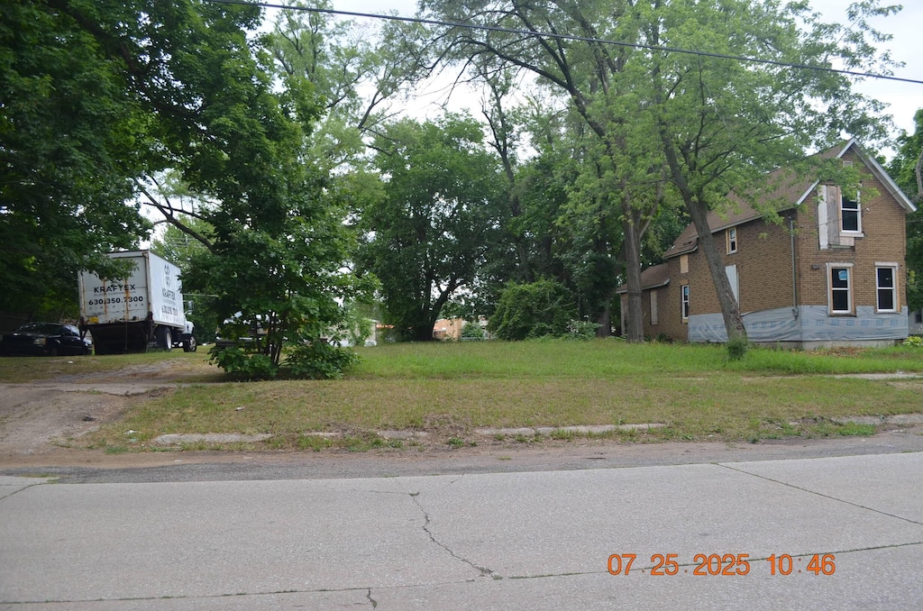 419 Packard St, Benton Harbor, MI 49022 - photo 2