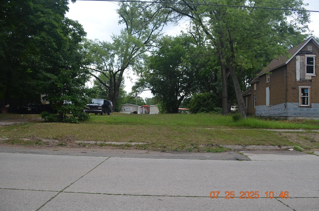 419 Packard St, Benton Harbor, MI 49022 - photo 1
