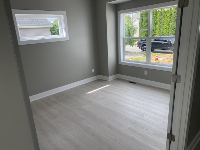 7118 Kerrie Ln, Norton Shores, MI 49456 - photo 12